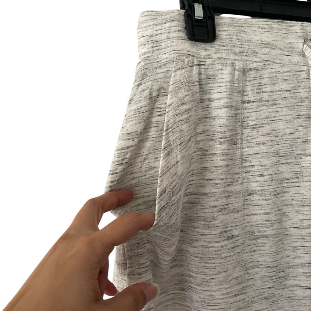 Hilary Radley Heather Gray Casual Skirt with Pockets Jersey Soft Feel Women Sz M - Picture 3 of 5